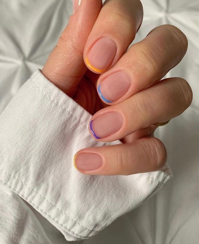 Microfrench 2023 – the trend of minimalism in manicure (+ bonus video) 32