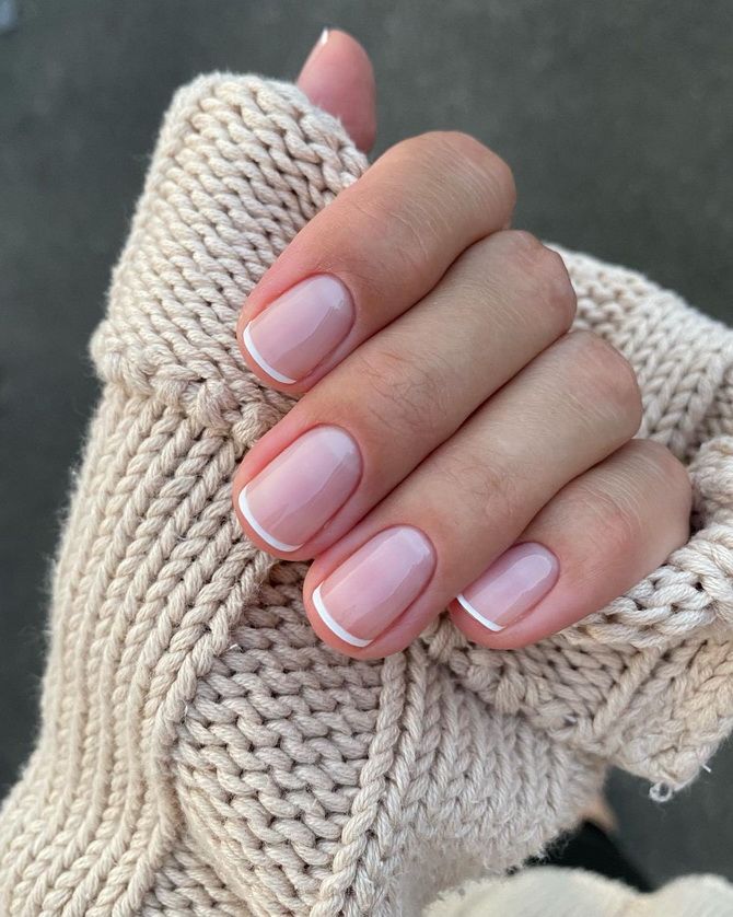 Microfrench 2023 – the trend of minimalism in manicure (+ bonus video) 5