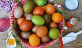 Чем красить пасхальные яйца без химии: 7 натуральных красителей  (+бонус-видео)