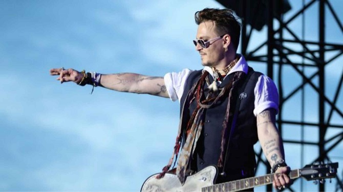 Johnny Depp schwer verletzt 2