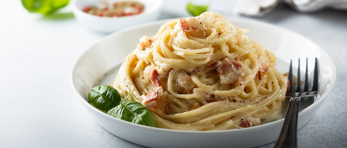 Wie man italienische Pasta zu Hause kocht: Schritt-für-Schritt-Rezepte mit Fotos (+ Bonus-Video)