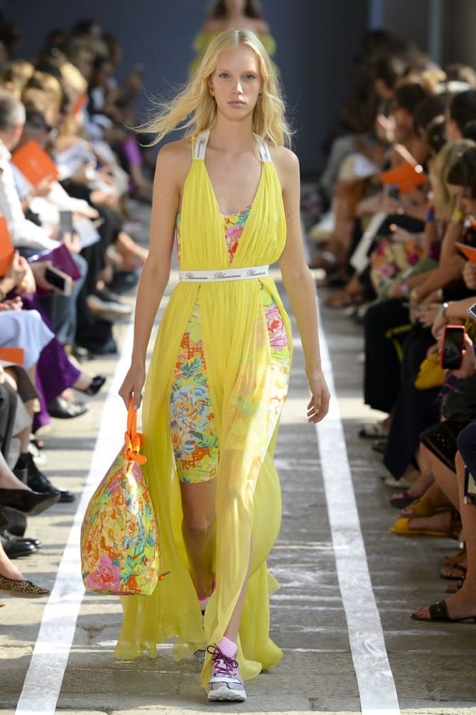 Самые модные желтые платья на лето 2023: актуальные новинки 1