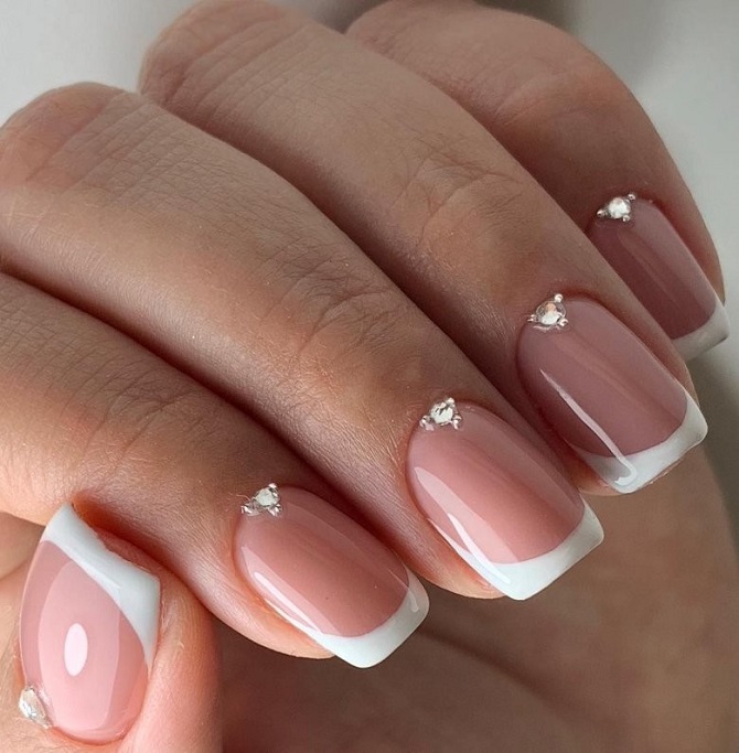 Stylish Manicure Ideas for Prom 2023 1