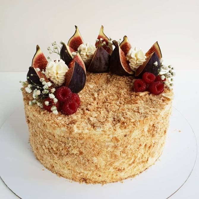 So dekorieren Sie einen Napoleon-Kuchen: Designoptionen für Desserts (+ Bonusvideo) 10