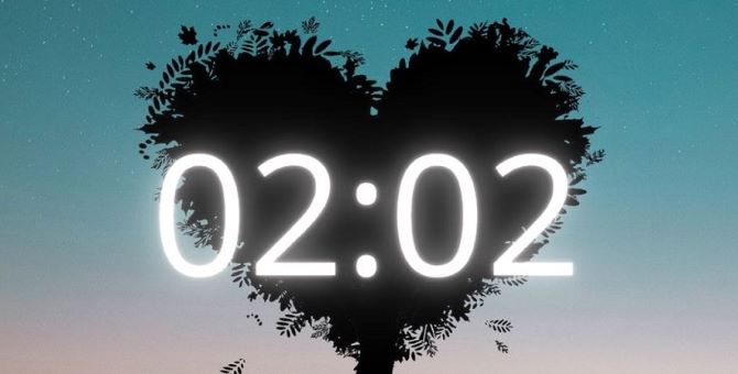 02:02 на годиннику – значення в ангельській нумерології 3
