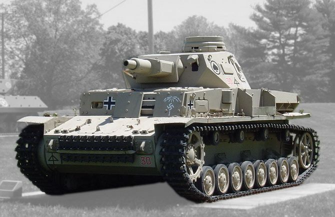 Немецкий танк Т-4: Pz.Kpfw.IV +бонус-видео 3