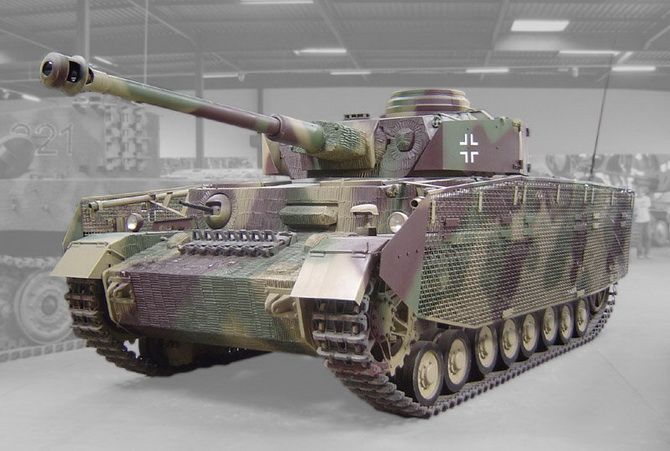 German tank T-4: Pz.Kpfw.IV + bonus video 8