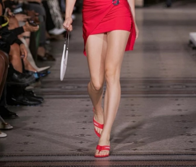 Tanga sandals: how to wear this season’s fashion trend 7