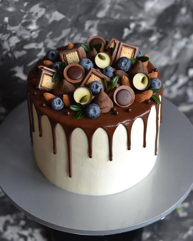 So dekorieren Sie einen Kuchen mit Süßigkeiten: Ideen für Ideen mit Fotos (+ Bonusvideo) 9