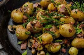 Baked potatoes in the oven: how to cook baked potatoes