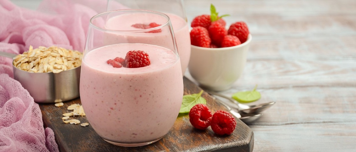 What to cook from raspberries besides jam: simple recipes with photos (+ bonus video)