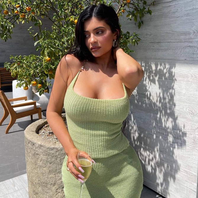 Kylie Jenner’s company sued 2