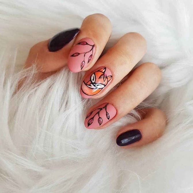 Paintings on nails: trendy manicure for the summer of 2023 12