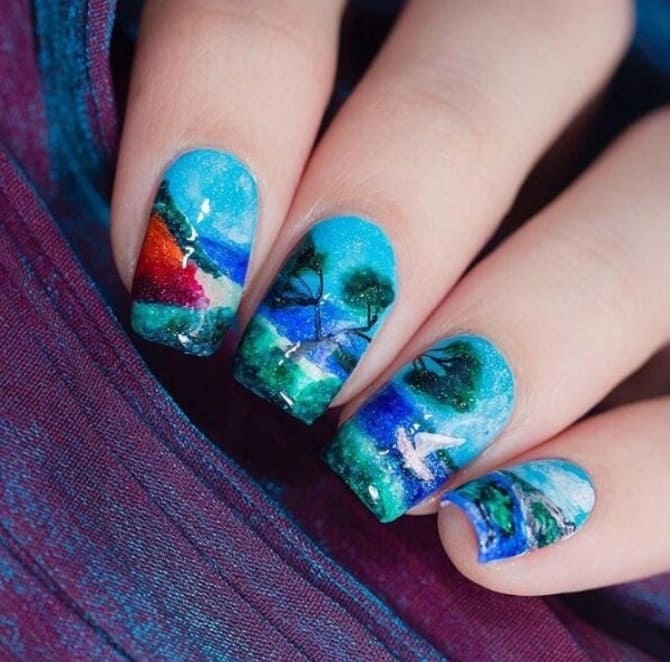 Paintings on nails: trendy manicure for the summer of 2023 3