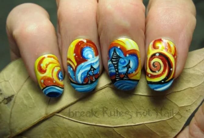 Paintings on nails: trendy manicure for the summer of 2023 4