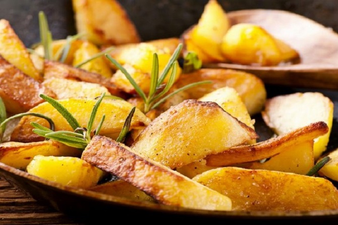 Что приготовить из молодой картошки: простые и легкие рецепты на каждый день (+бонус-видео) 1