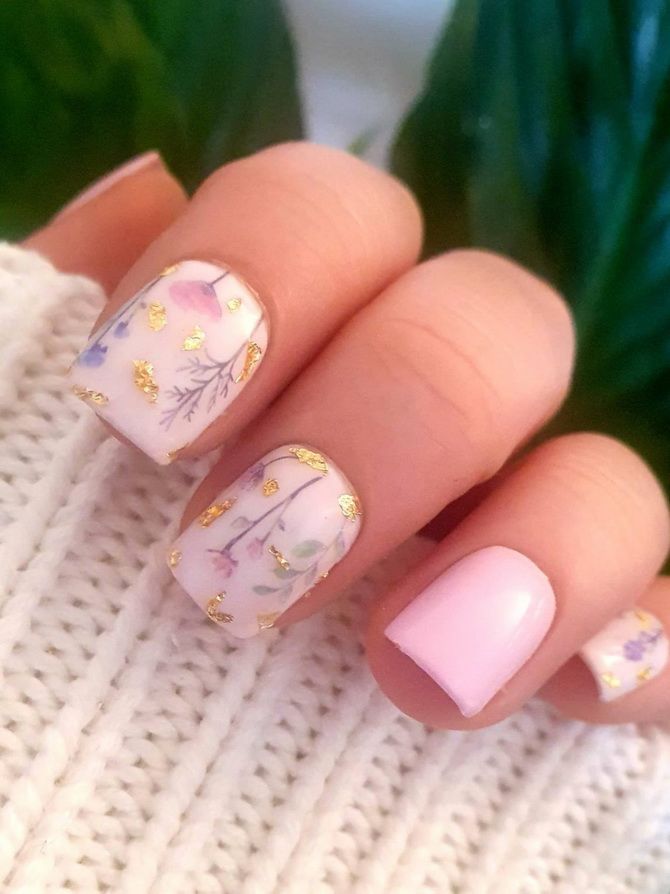 Manicure with flowers – trendy new items in 2023 28