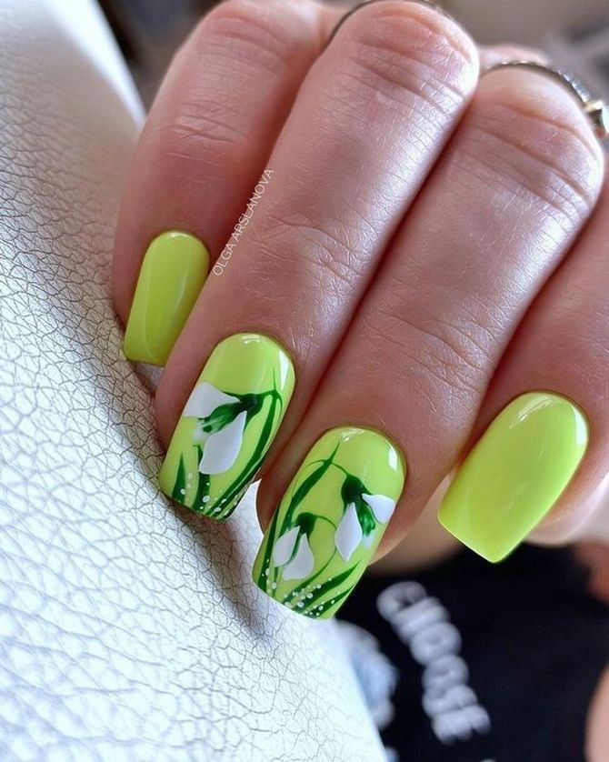 Manicure with flowers – trendy new items in 2023 26