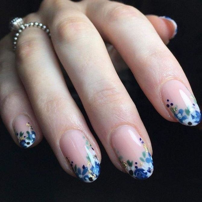 Manicure with flowers – trendy new items in 2023 6
