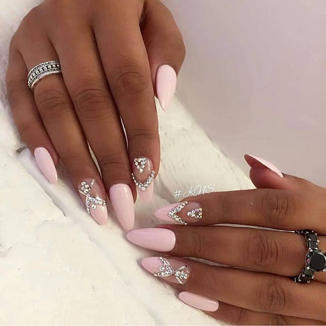 Stylish wedding manicure of the bride 2023-2024: fashion ideas (+ bonus video) 1