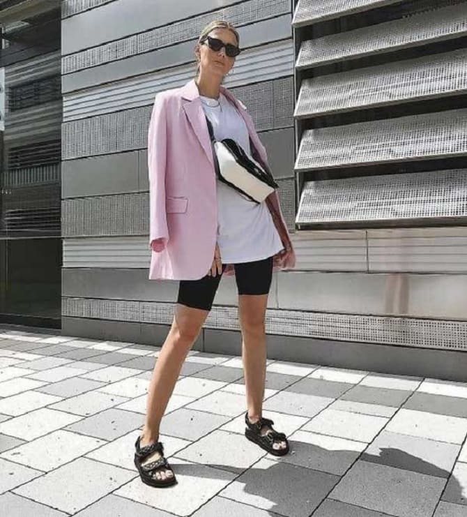 What to wear with massive sandals this summer: fashion trends 1