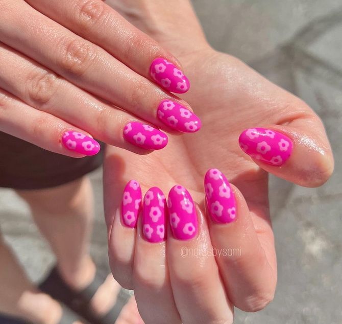 Like a Barbie: fashionable pink manicure in the style of Barbiecore 23
