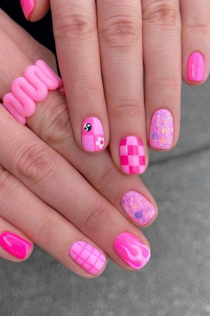 Like a Barbie: fashionable pink manicure in the style of Barbiecore 20