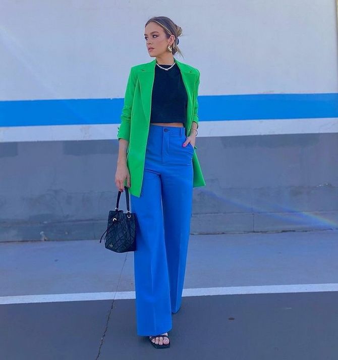 What to wear with blue trousers: we select the color of the top 20