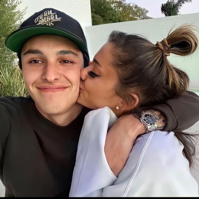 Ariana Grande lässt sich von ihrem Mann scheiden: Der Grund wird genannt 1