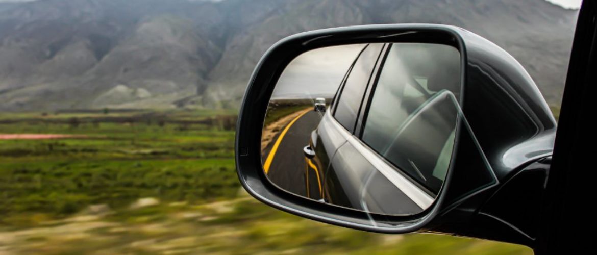 Основы эффективного использования автомобильных зеркал: обзорность и безопасность