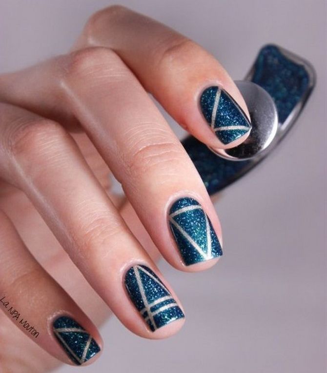 Geometrische Maniküre: elegante und einfache Nailart-Ideen 2