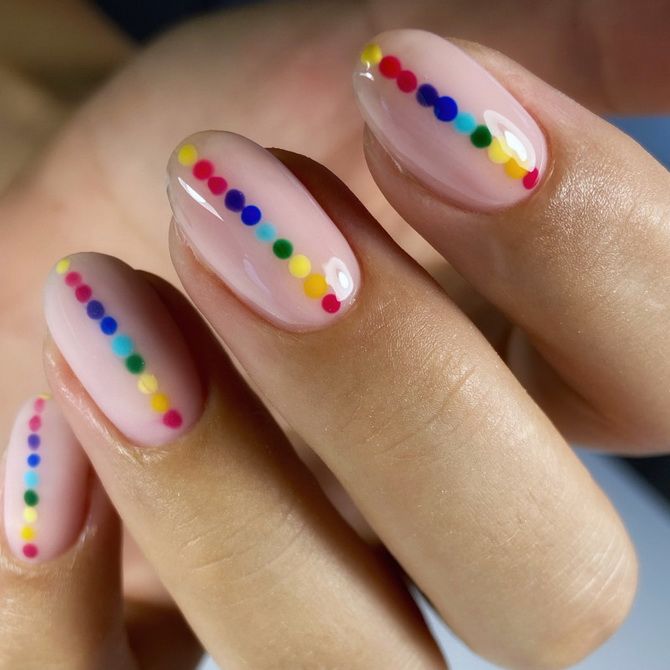Geometric manicure: elegant and simple nail art ideas 7