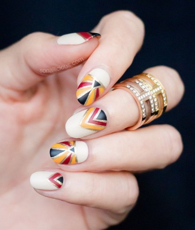 Geometric manicure: elegant and simple nail art ideas 9