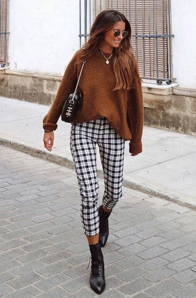 Images with plaid trousers for women: what to combine with? 5