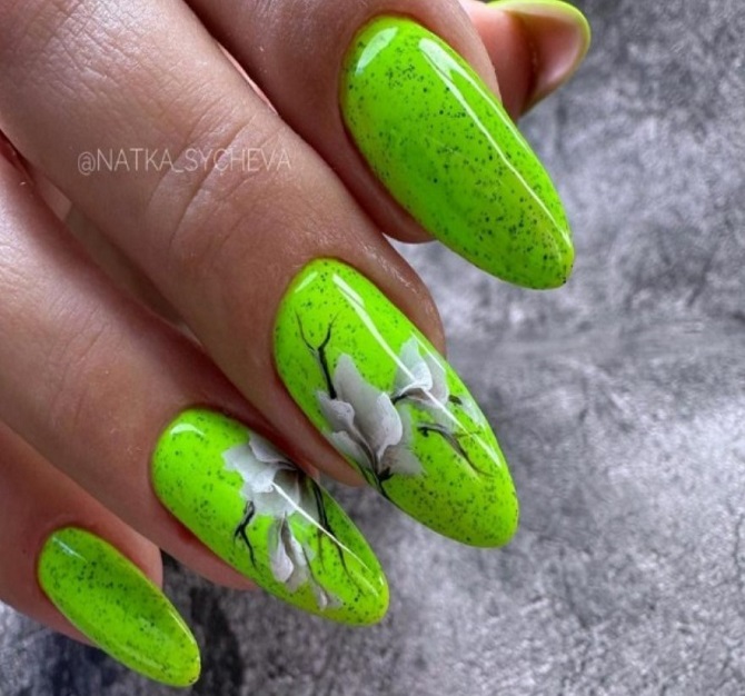 Crumb manicure: trendy nail design 2023 13