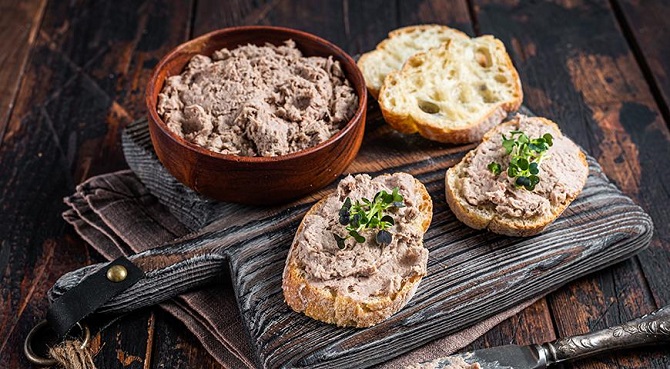 What to cook pate for the dinner table: step by step recipes (+ bonus video) 1
