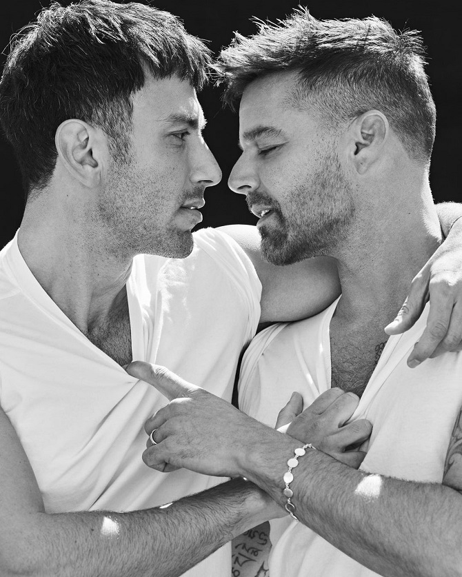 Ricky Martin files for divorce from his partner 2