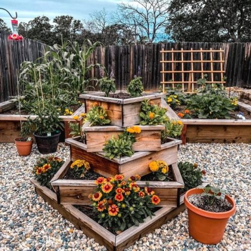 Декор маленького сада: идеи с фото