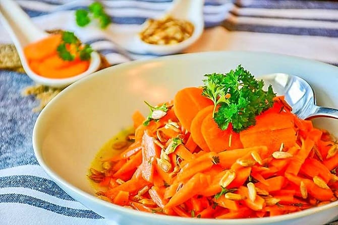 Einfache frische Karottensalate: Was man jeden Tag kochen sollte (+ Bonusvideo) 2