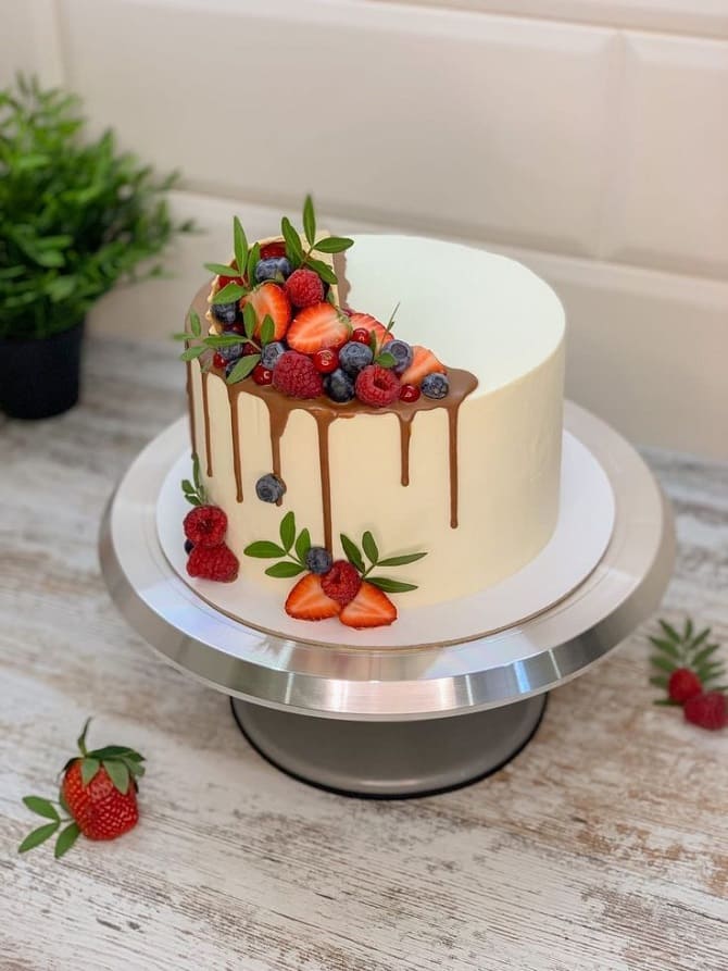 Ягодный декор торта: красивые варианты украшений (+бонус-видео) 6