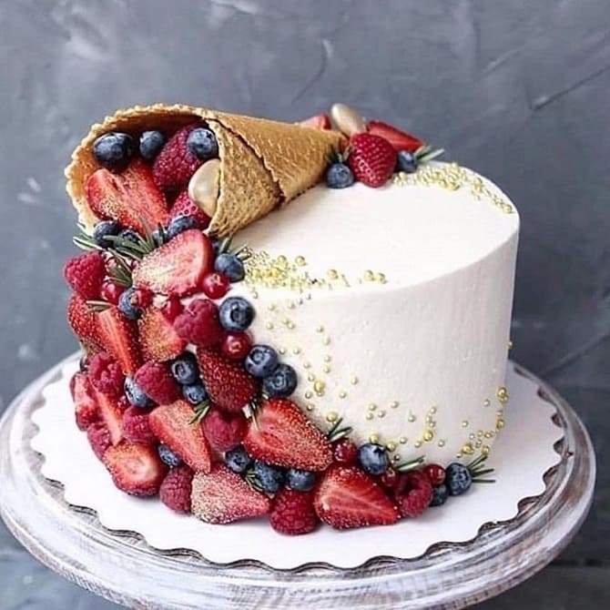 Ягідний декор торта: гарні варіанти прикрас (+бонус-відео) 8