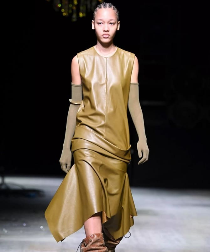 The most fashionable leather dresses of the autumn-winter season 2023-2024 8