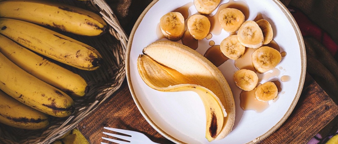Вкусные блюда из бананов на каждый день: простые рецепты (+бонус-видео)