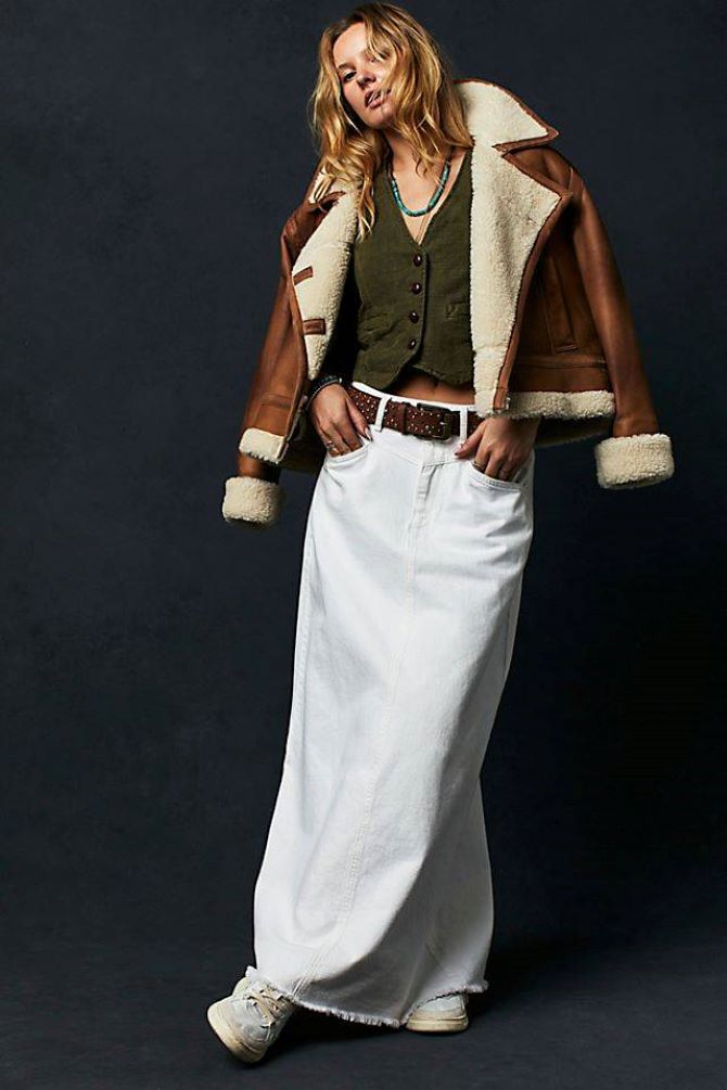 Autumn looks with a denim maxi skirt 2023-2024 8