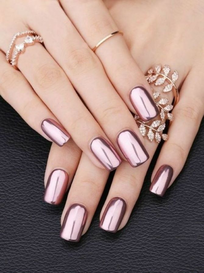 Metallic effect manicure: fashion trends for any length of nails 2