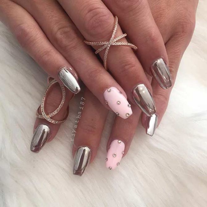 Metallic effect manicure: fashion trends for any length of nails 3
