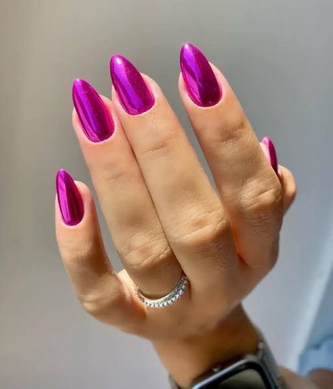 Metallic effect manicure: fashion trends for any length of nails 5