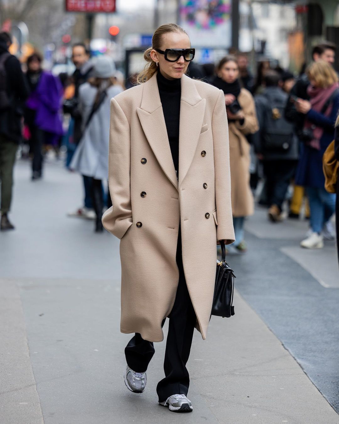 Stylish top: coats, jackets and trench coats in autumn looks 6