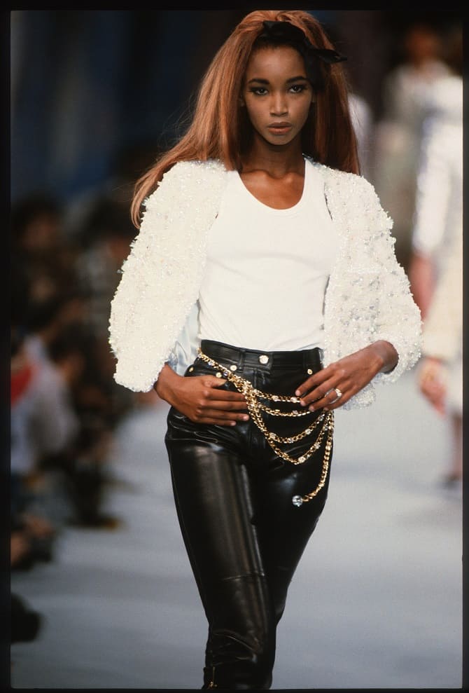 The chain belt is back: fashion accessory options for 2023-2024 4