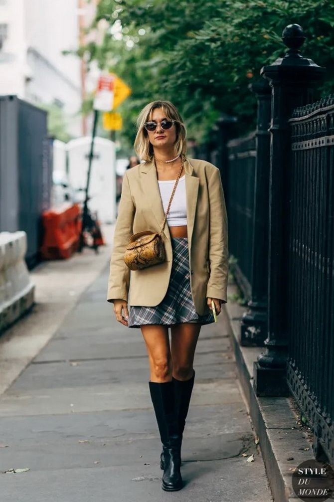 Oversized beige jacket – how to wear the most stylish thing of fall 2023 (+ bonus video) 9